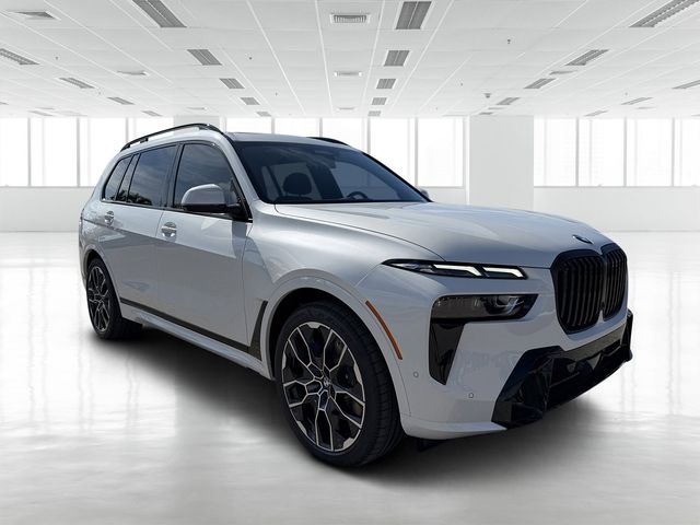 2026 BMW X7 40i's photo