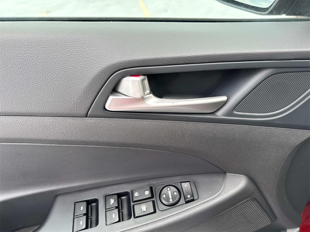 2020 Hyundai Tucson Sport photo 18