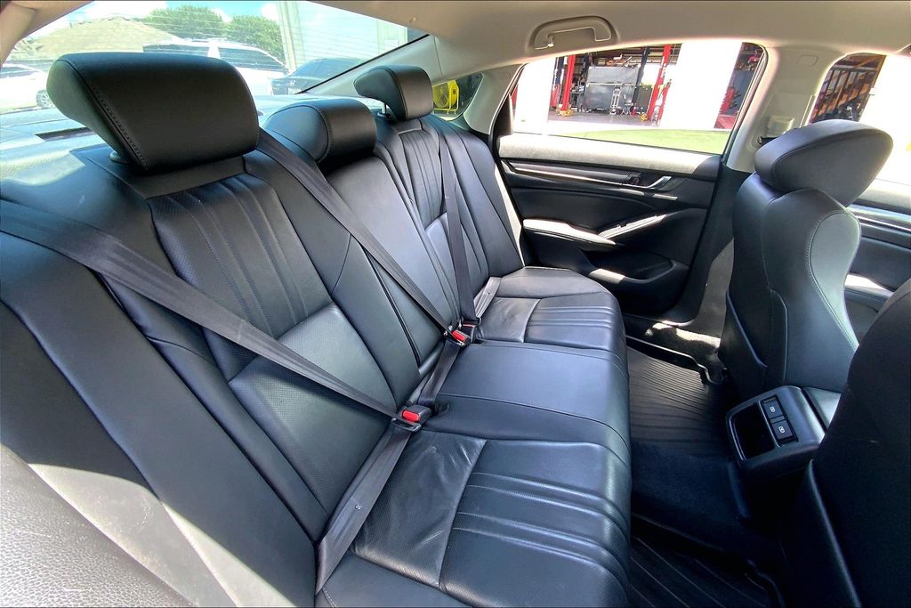 2021 Honda Accord Sport SE photo 20