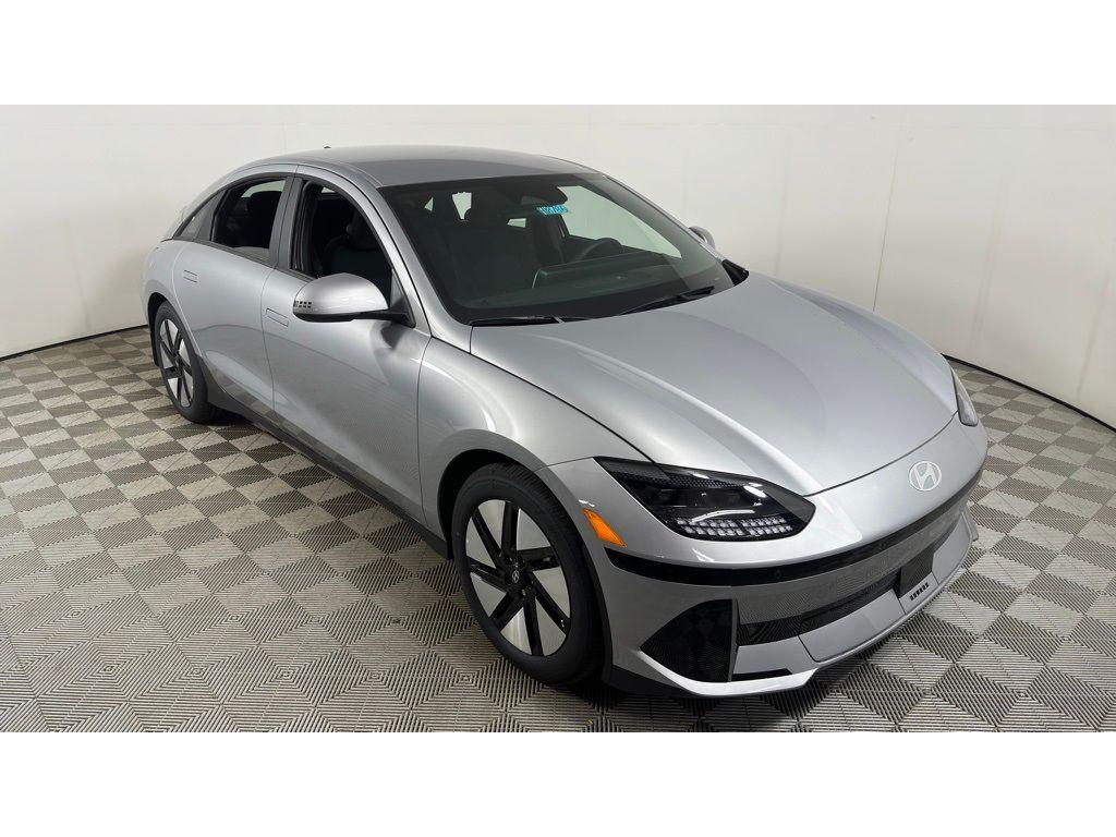 2025 Hyundai Ioniq 6 SE photo 2