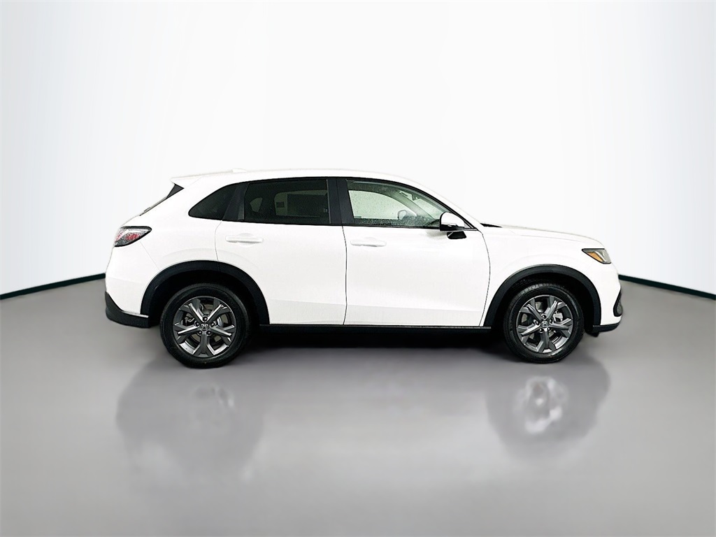 2026 Honda HR-V LX photo 14