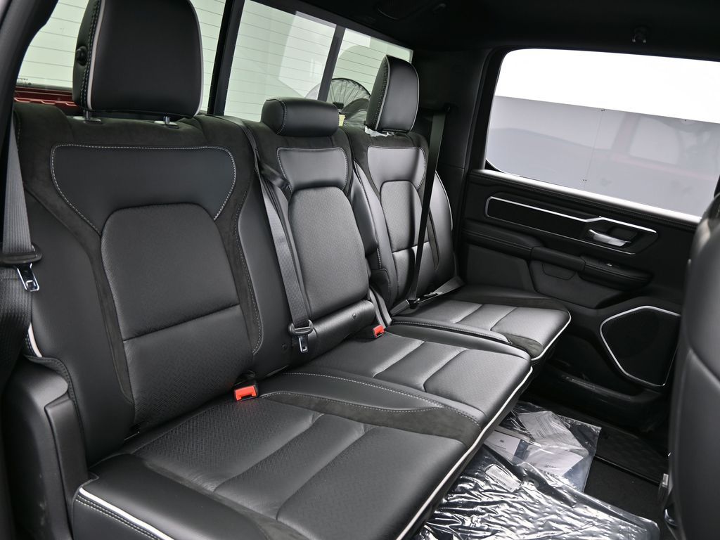 2025 Ram 1500 Laramie photo 35