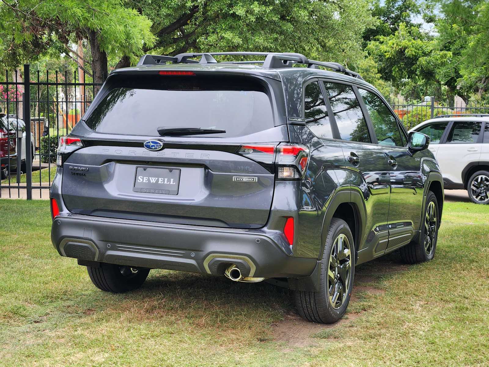 2025 Subaru Forester Limited photo 2