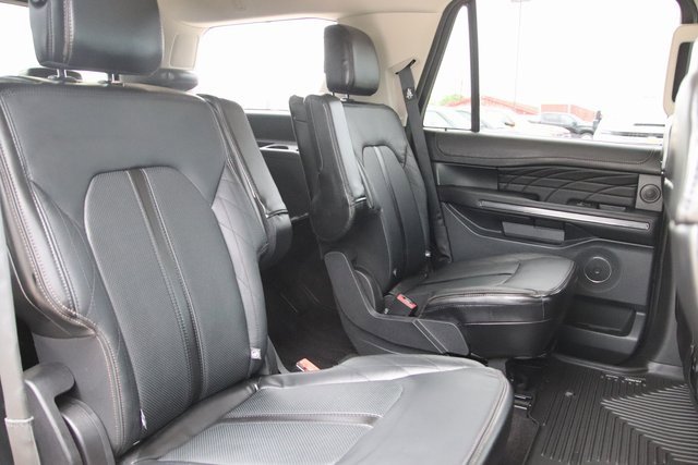 2020 Ford Expedition Platinum photo 30