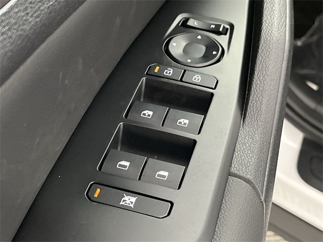 2026 Kia Sportage X-Line photo 4