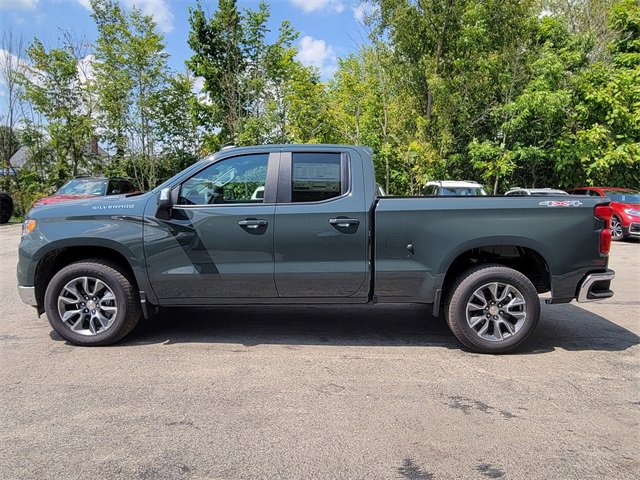 2026 Chevrolet Silverado 1500 LT photo 7