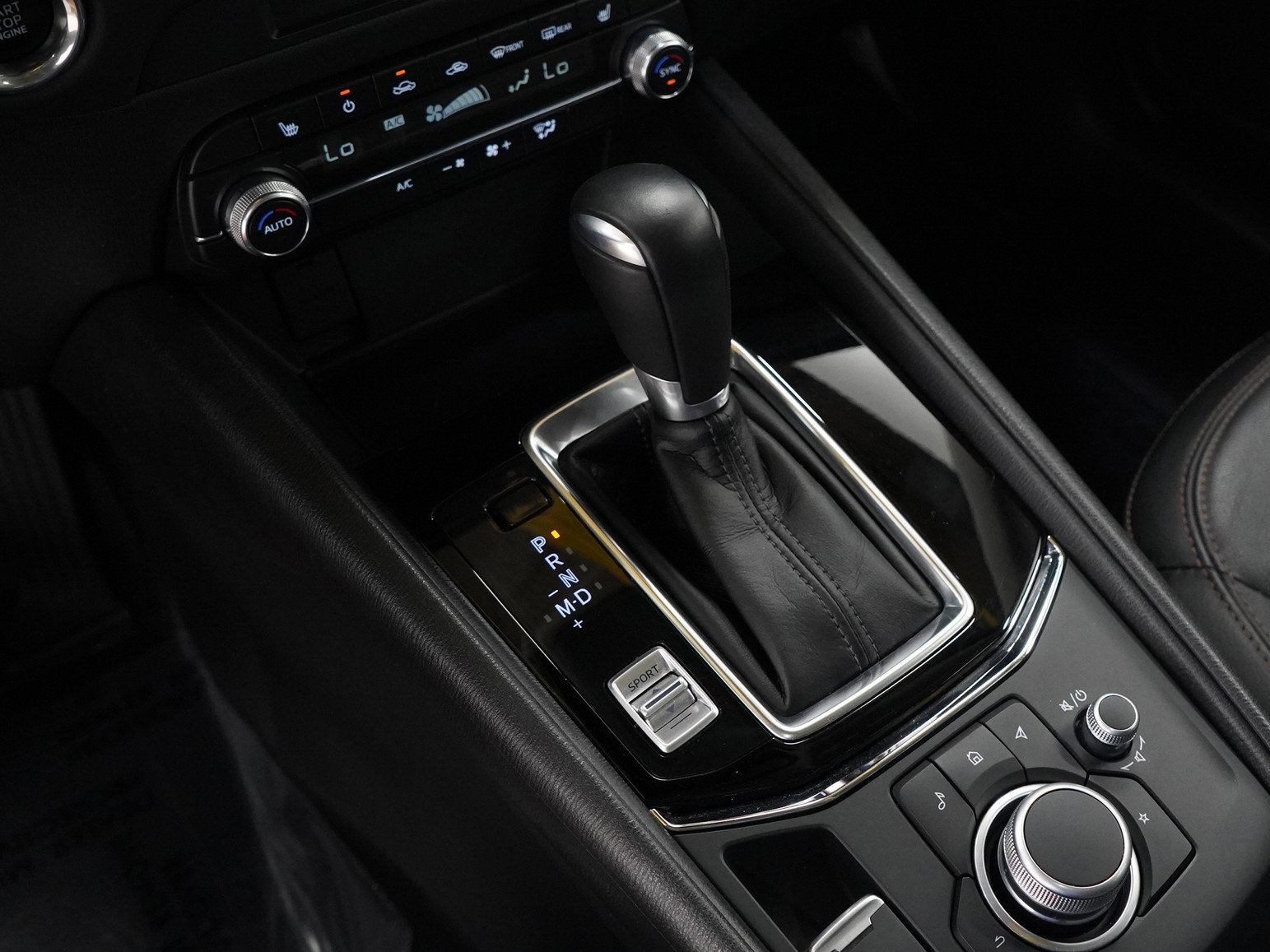 2022 Mazda CX-5 2.5 S Preferred photo 25