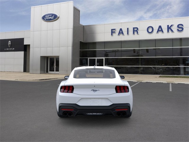 2025 Ford Mustang EcoBoost photo 3