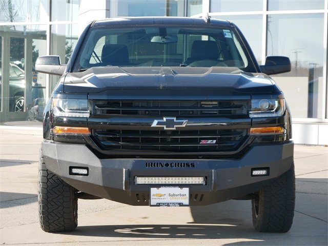 Used 2018 Chevrolet Silverado 1500 LT with VIN 3GCUKREC2JG581503 for sale in Eden Prairie, Minnesota