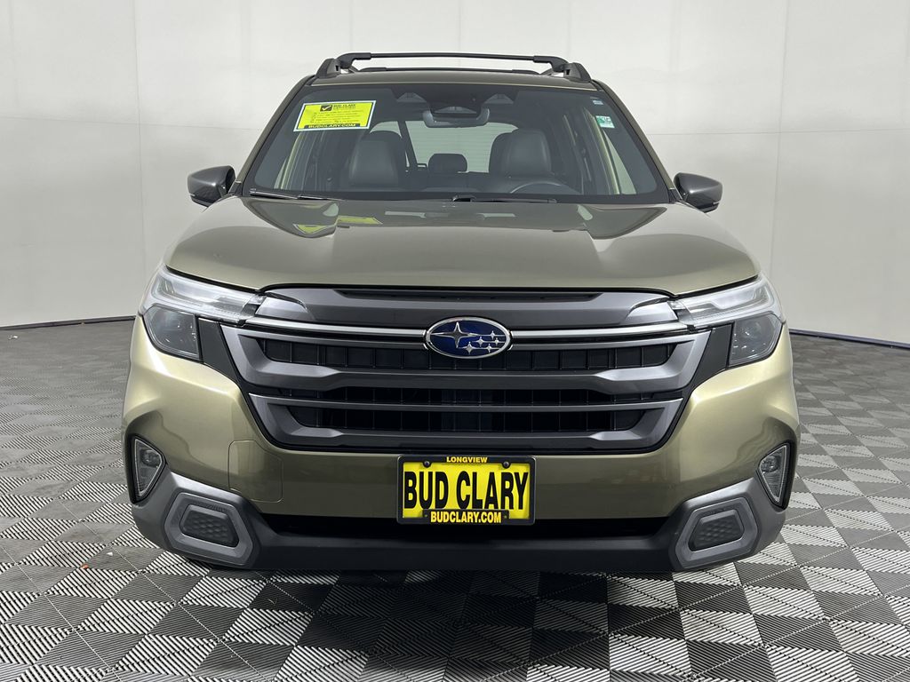2025 Subaru Forester Limited photo 2