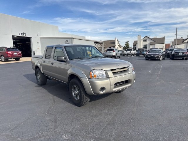 2004 Nissan Frontier XE's photo