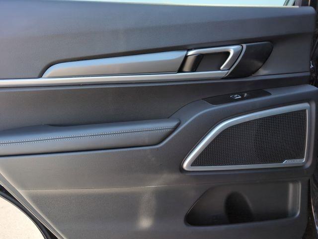 2022 Kia Telluride S photo 29