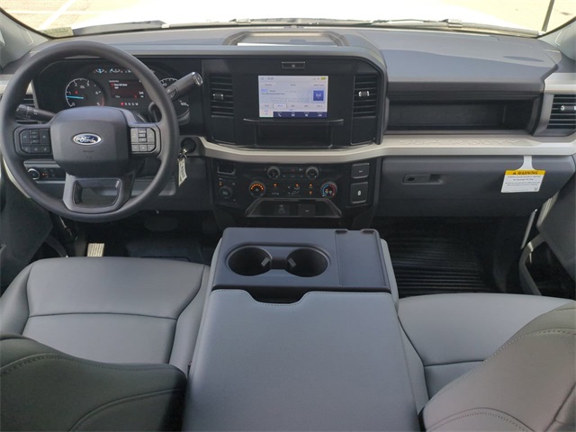 2026 Ford F-350 photo 13