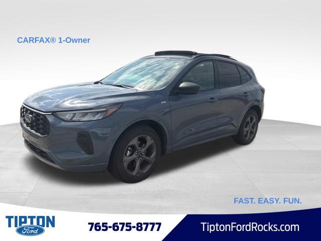 2023 Ford Escape ST-Line's photo