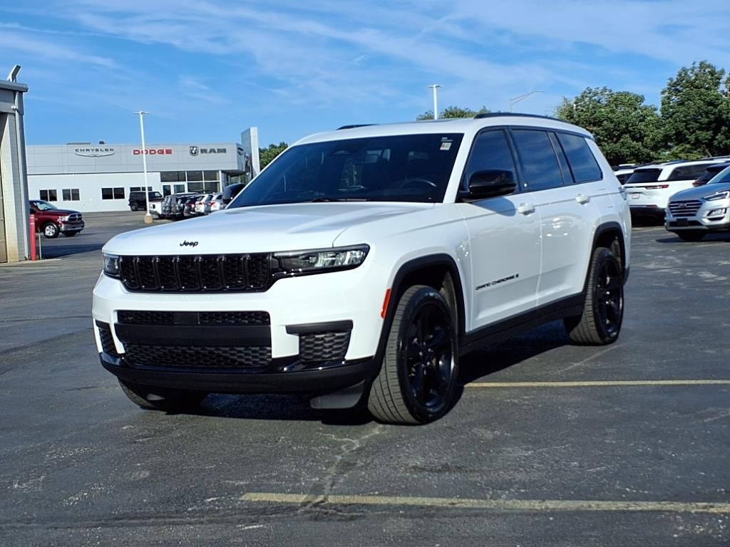 Used 2021 Jeep Grand Cherokee L Altitude with VIN 1C4RJKAG0M8165064 for sale in Kansas City