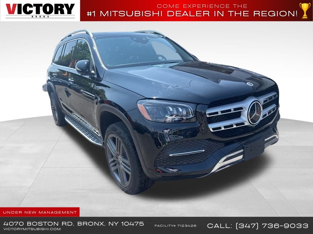 2022 Mercedes Benz GLS 450 4MATIC photo 3