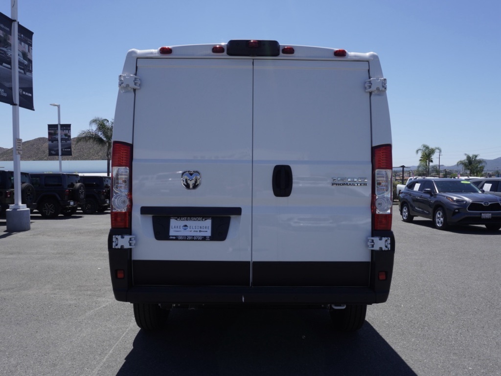 2025 Ram ProMaster 1500 Tradesman Cargo Van photo 4