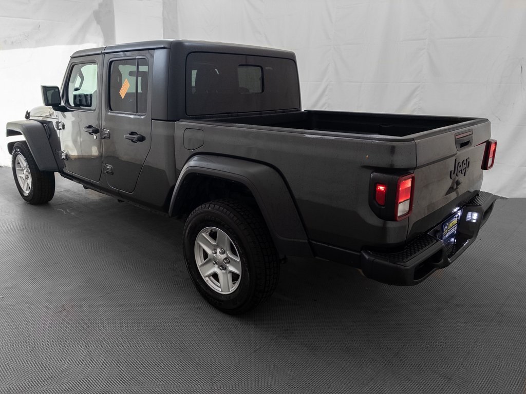 2023 Jeep Gladiator Sport photo 4