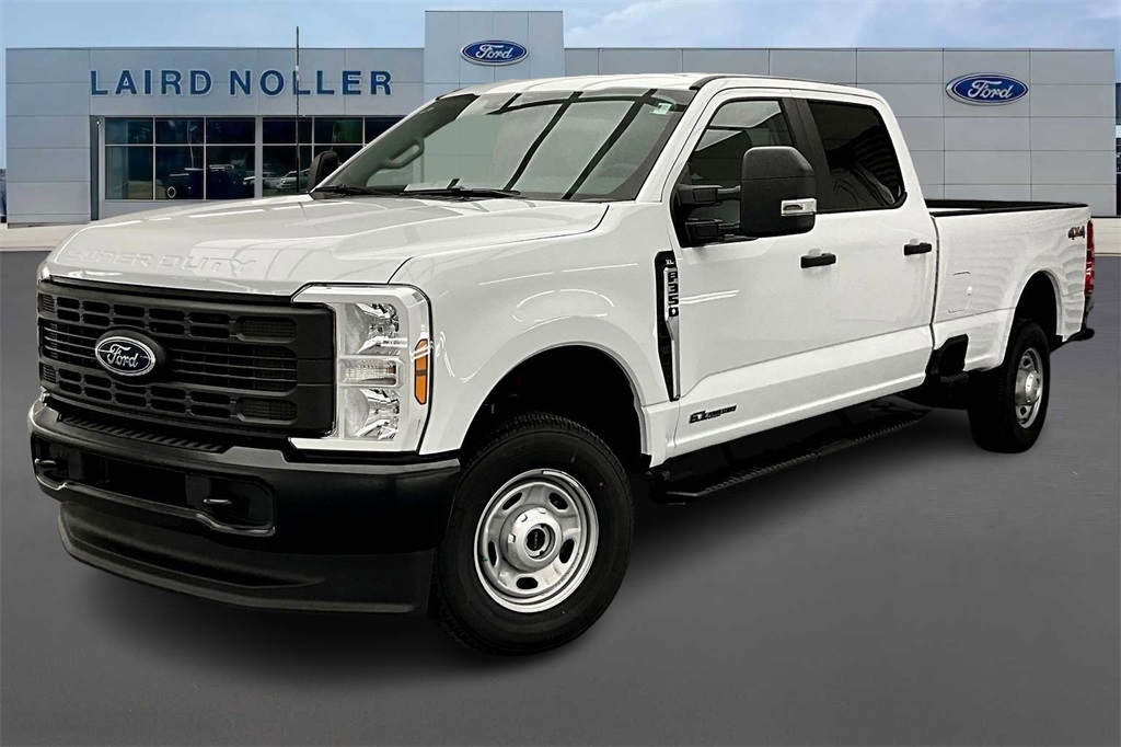 2026 Ford F-350 Super Duty XL's photo