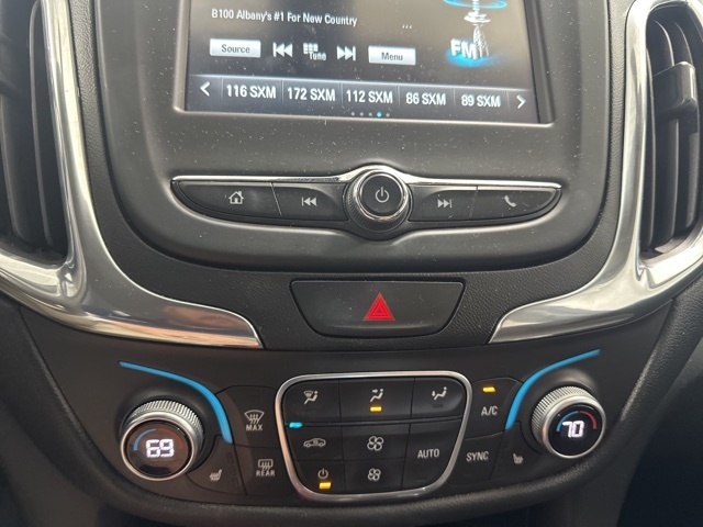 2018 Chevrolet Equinox LT photo 25