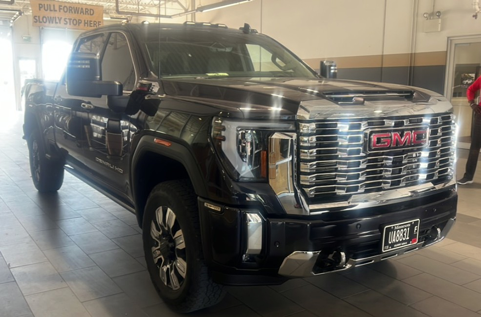 2025 Gmc Sierra 3500 HD Denali photo 2