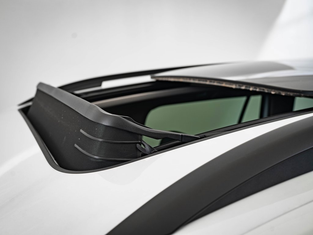 2025 Volkswagen Atlas Peak Edition SE photo 13
