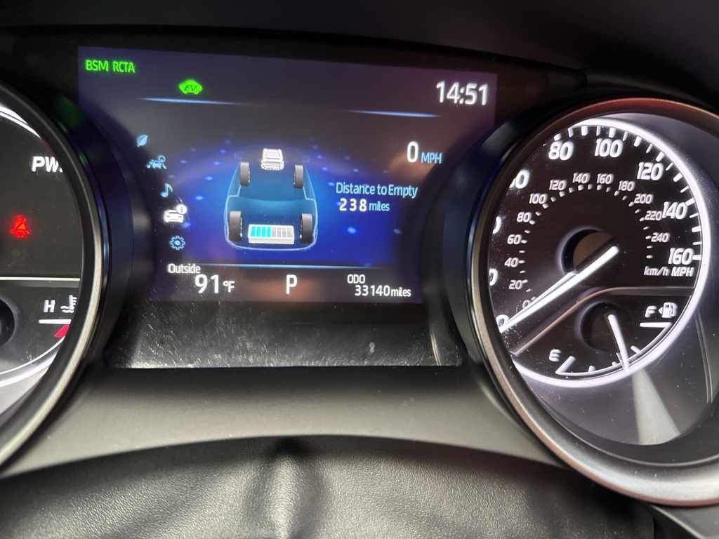 2023 Toyota Camry XSE photo 6