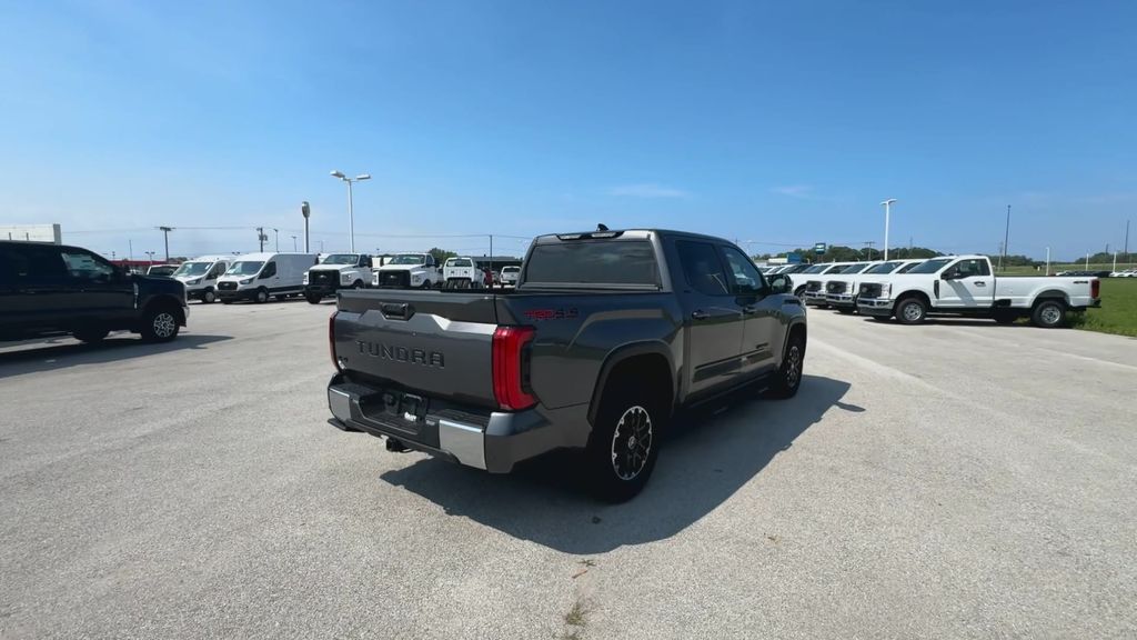 2024 Toyota Tundra SR5 photo 8