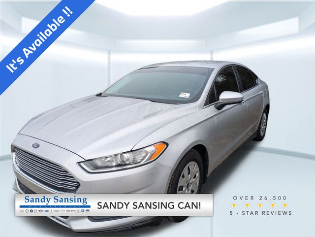 2014 Ford Fusion S's photo