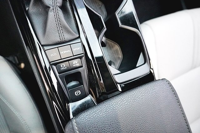 Used 2025 Gray Toyota XLE image 29