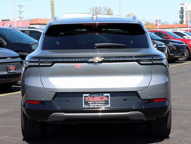 2025 Chevrolet Equinox EV 1LT photo 6