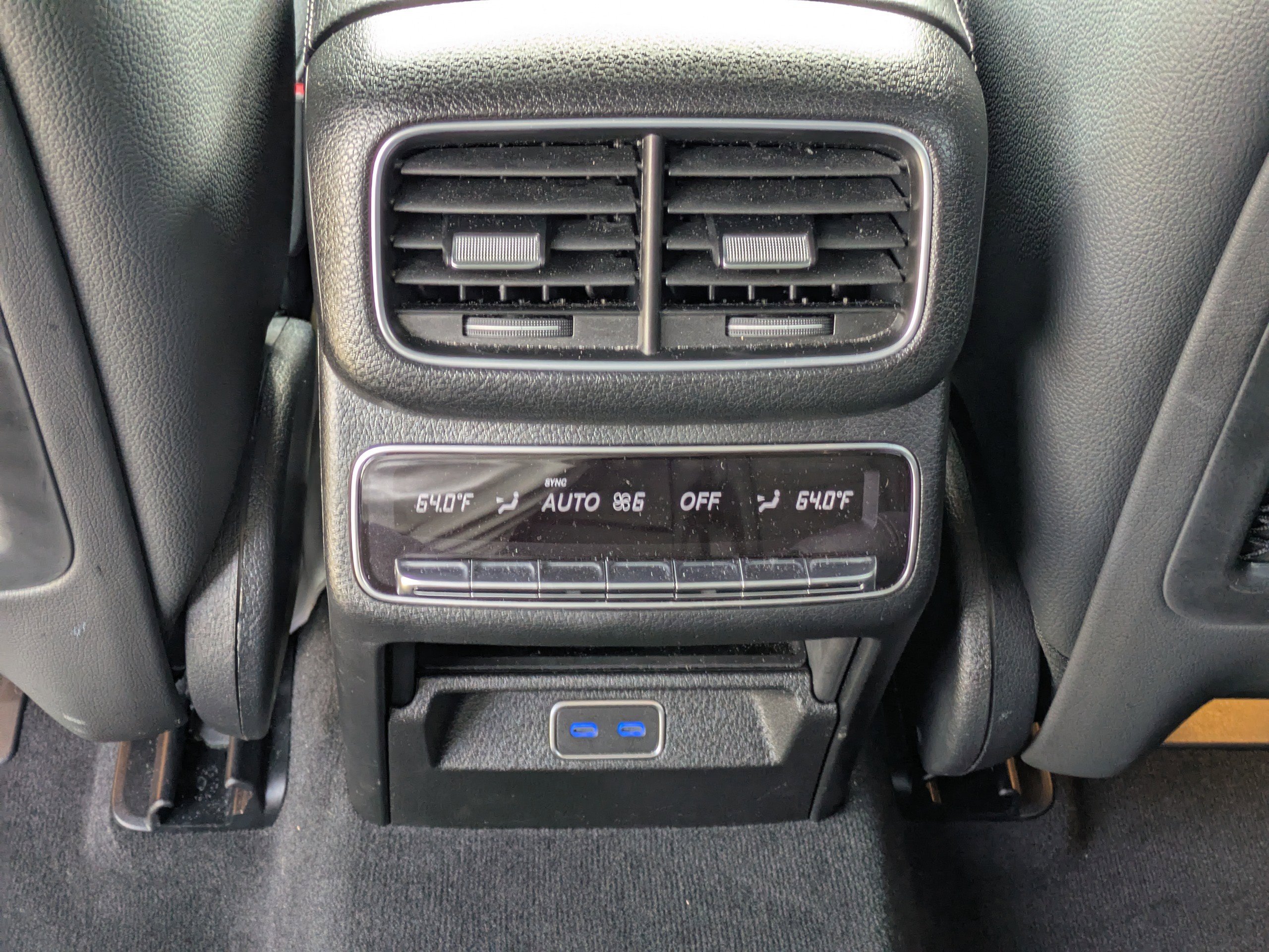 2025 Mercedes Benz GLS 450 4MATIC photo 15