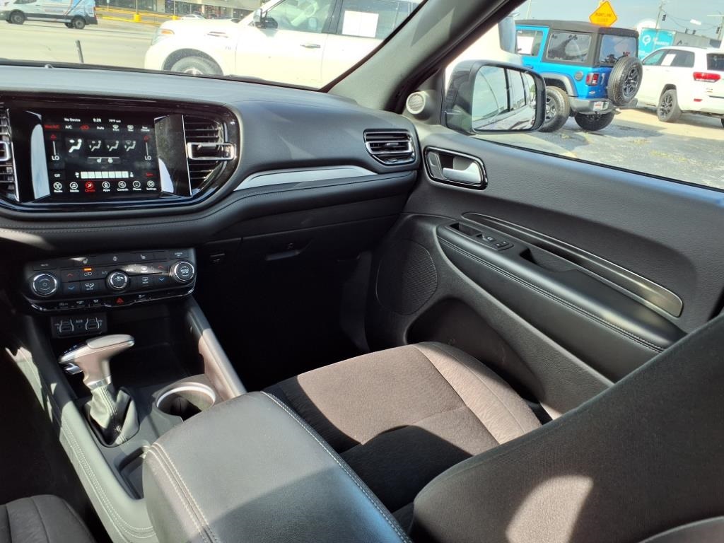 2024 Dodge Durango SXT photo 9