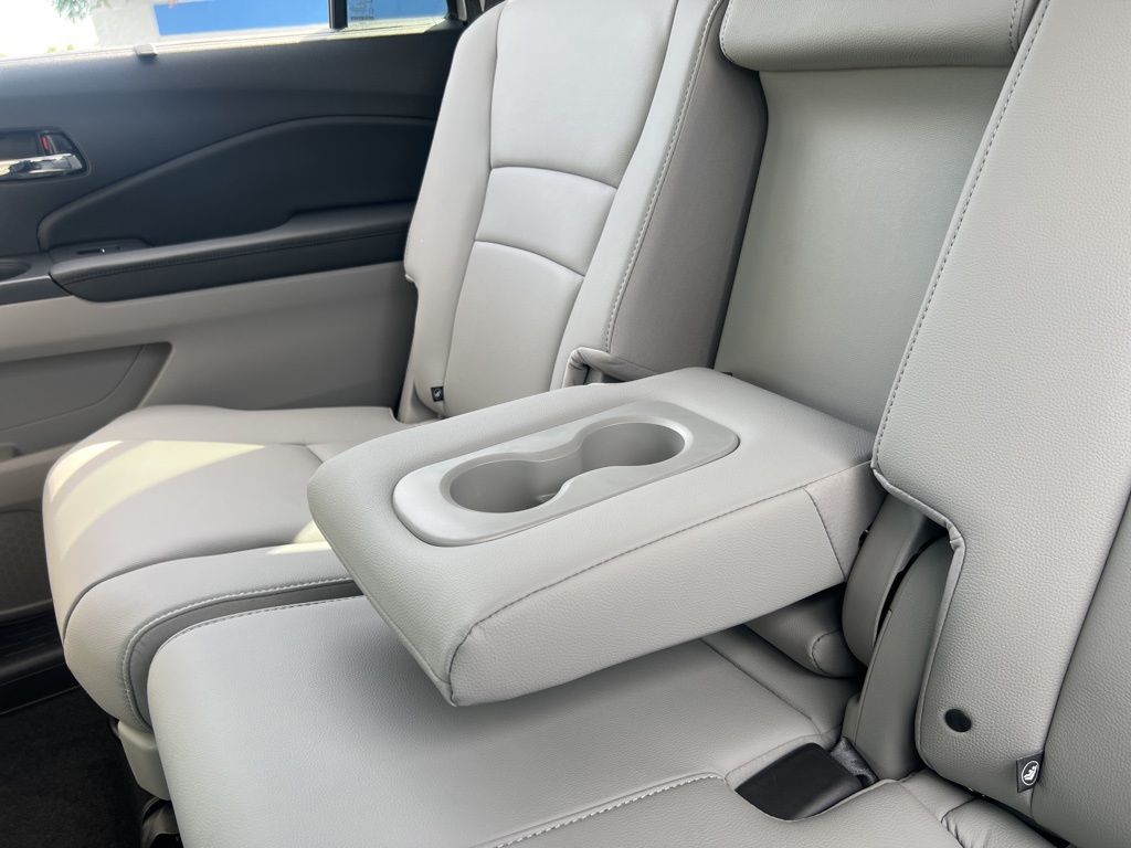 2022 Honda Pilot EX-L photo 34