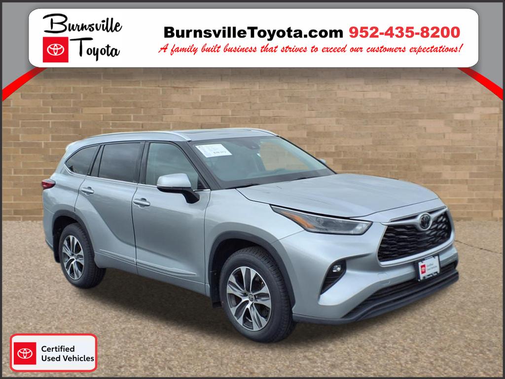 2021 Toyota Highlander XLE's photo