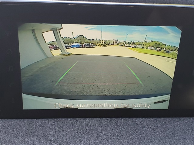 2025 Nissan Kicks SV photo 3
