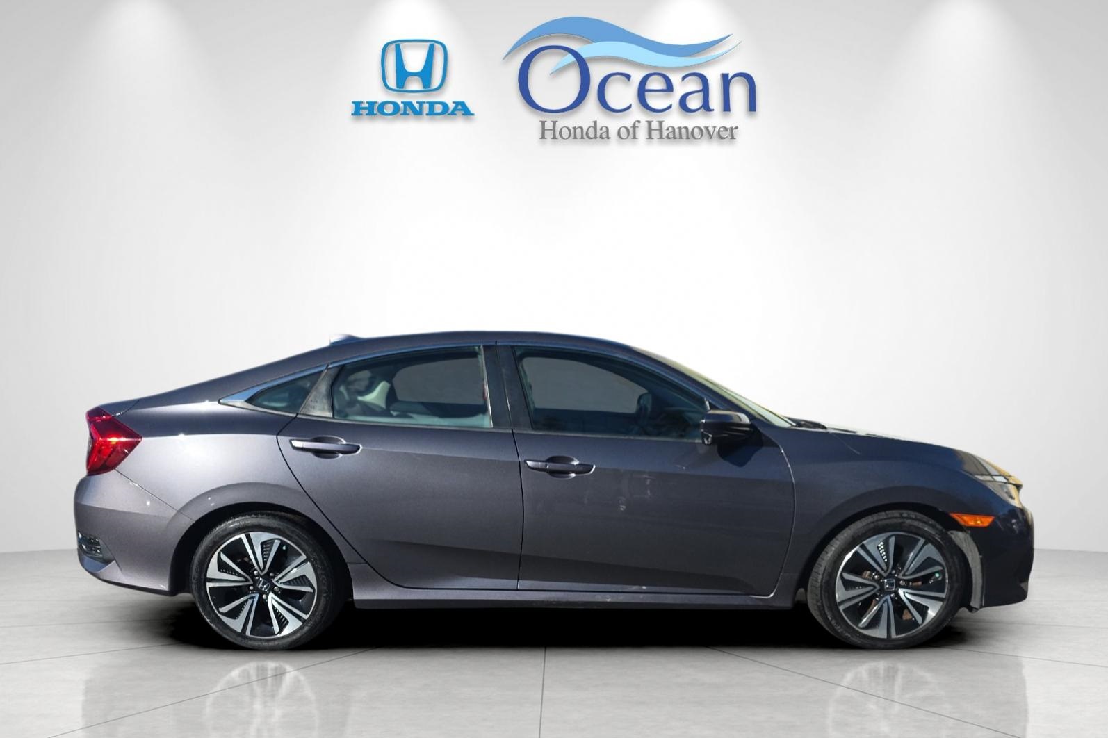 2017 Honda Civic EX-L photo 2