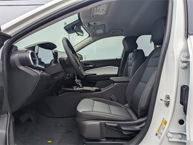 2026 Chevrolet Trax LT photo 6