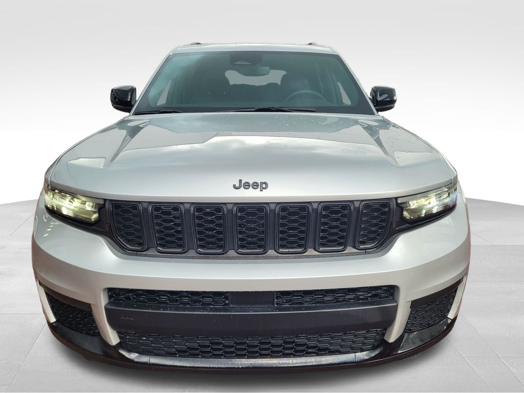 2024 Jeep Grand Cherokee Altitude photo 7