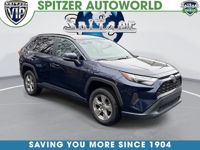 2023 Toyota RAV4 XLE's photo
