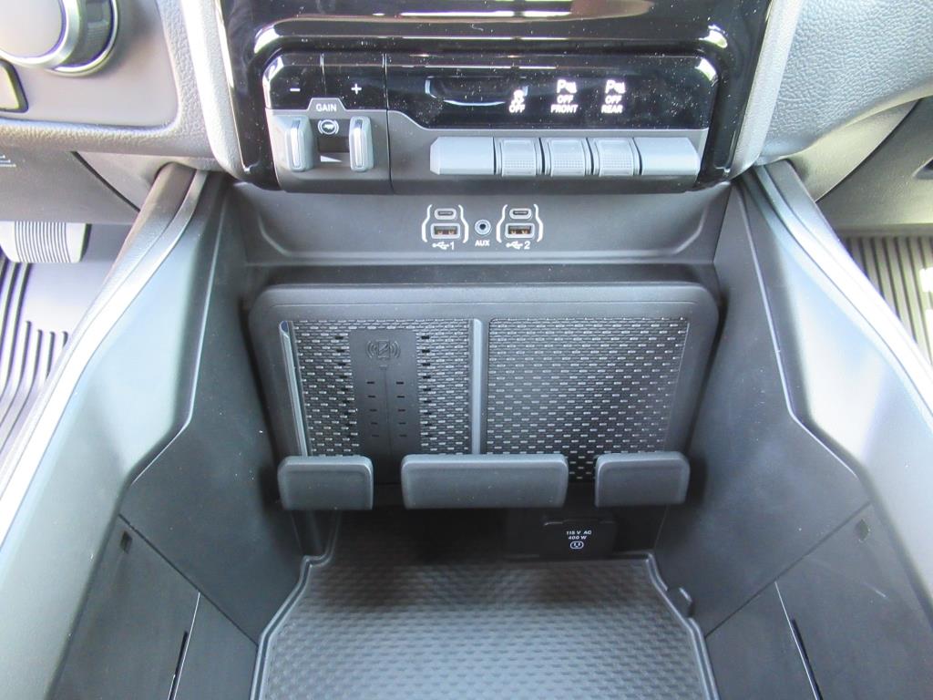 2025 Ram 1500 Big Horn Lone Star photo 24