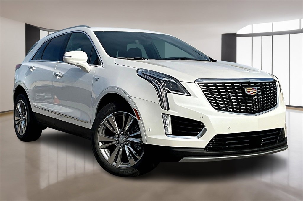 2025 Cadillac XT5 Premium Luxury photo 2