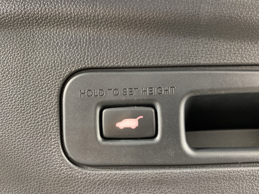 2022 Acura MDX SH-AWD Technology photo 30