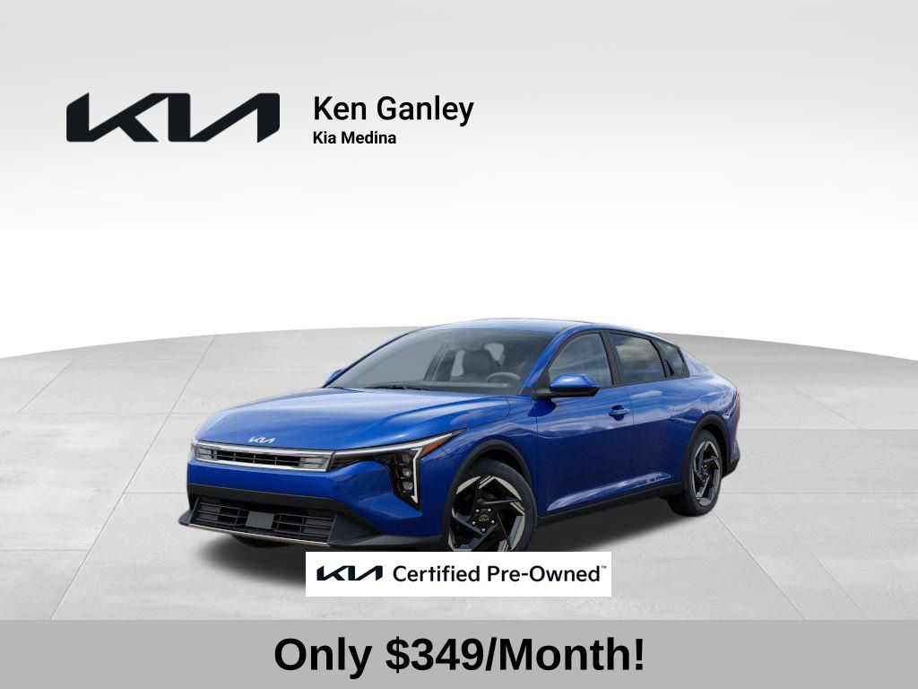 2025 Kia K4 EX's photo