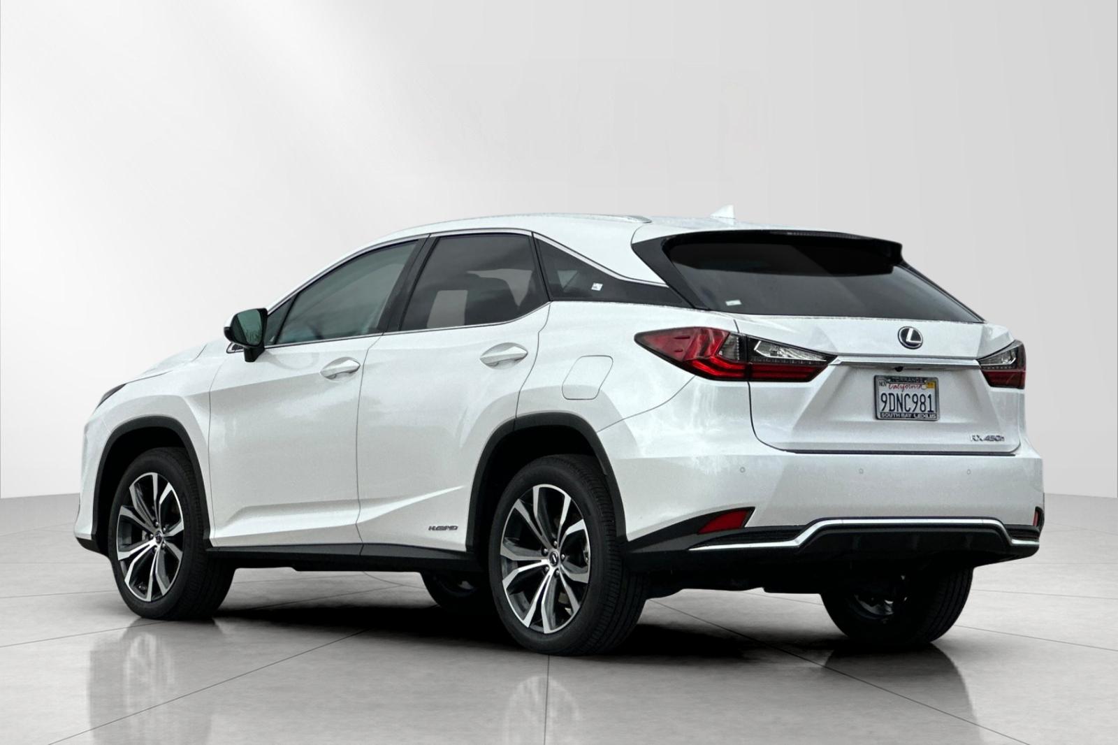 2022 Lexus RX 450h photo 2
