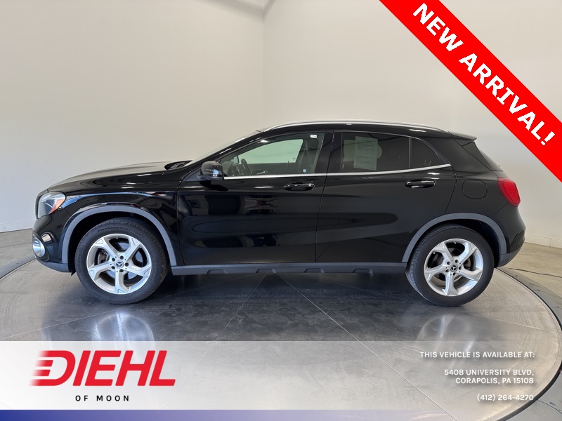 2018 Mercedes Benz GLA 250 4MATIC photo 4