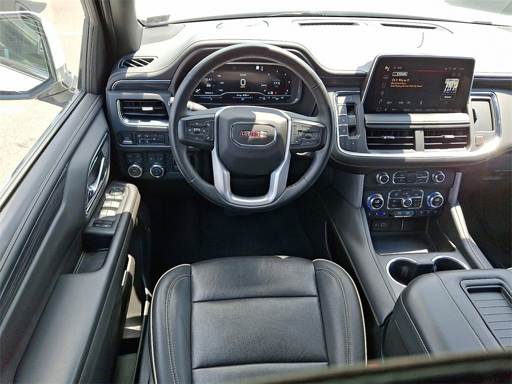 2023 Gmc Yukon XL SLT photo 10