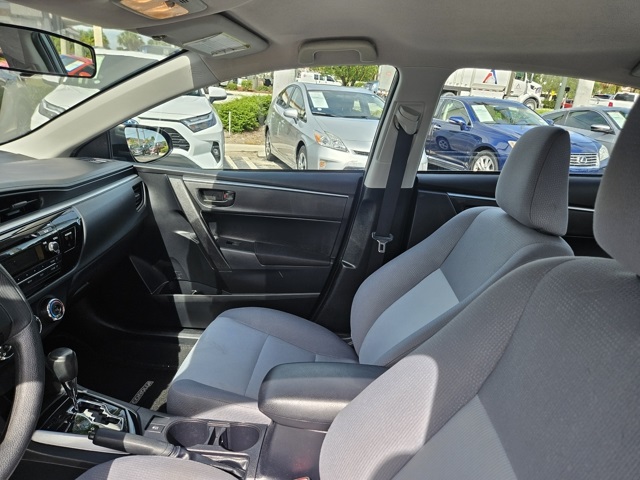 2015 Toyota Corolla L photo 21