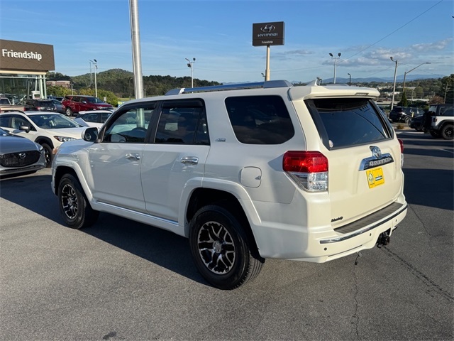 2010 Toyota 4Runner SR5 photo 4
