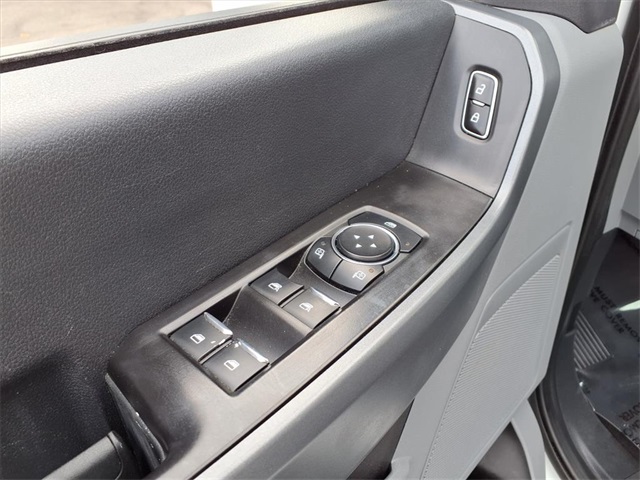 2023 Ford F-350 XLT photo 17